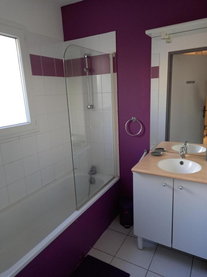Saint Geniez D'Olt Jolie T2 Amenagee Et Equipee Village Goelia 2 Piscines Chauffees Exterior foto